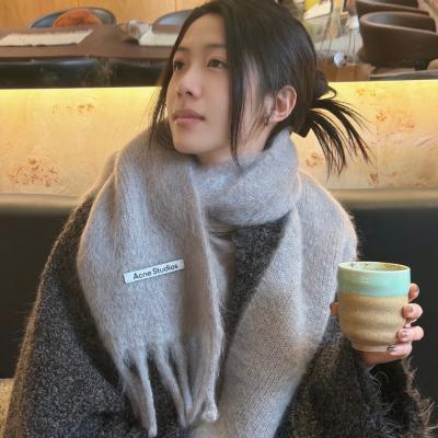 徽标贴片流苏围巾