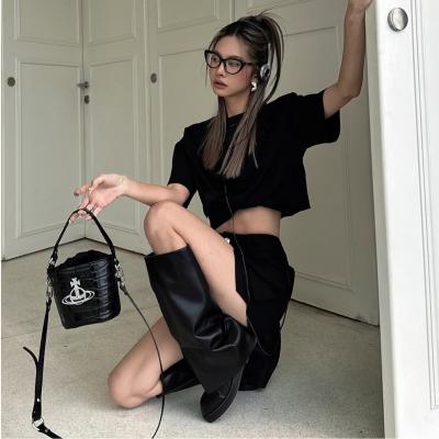 Viv Daisy 鳄鱼纹水桶包