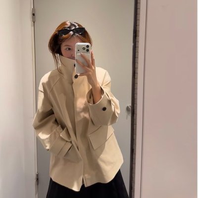 COS女款斜纹立领夹克·浅米色