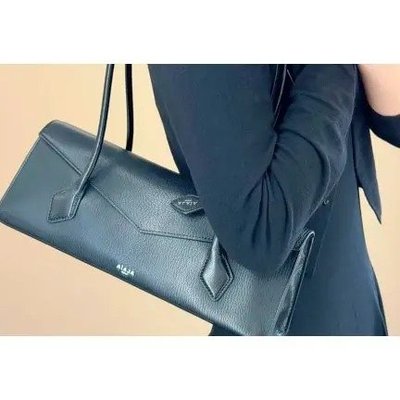 Alaïa Le Teckel 小号山羊皮包 黑色 均码