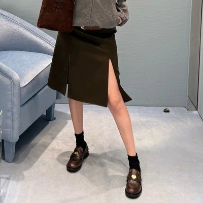 Miu Miu Deco小牛皮金币乐福鞋 Ebony