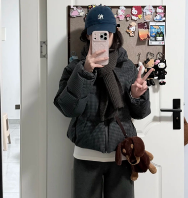 无缝羽绒服格子花纹